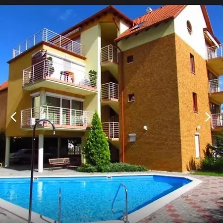 Blue Star Wellness Lägenhet Siófok